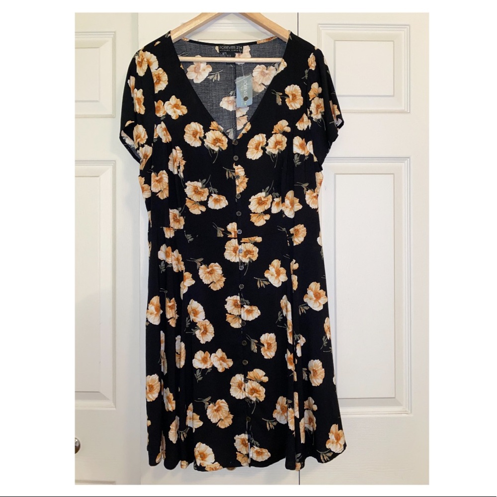 Forever 21+, short black dress with yellow flowers